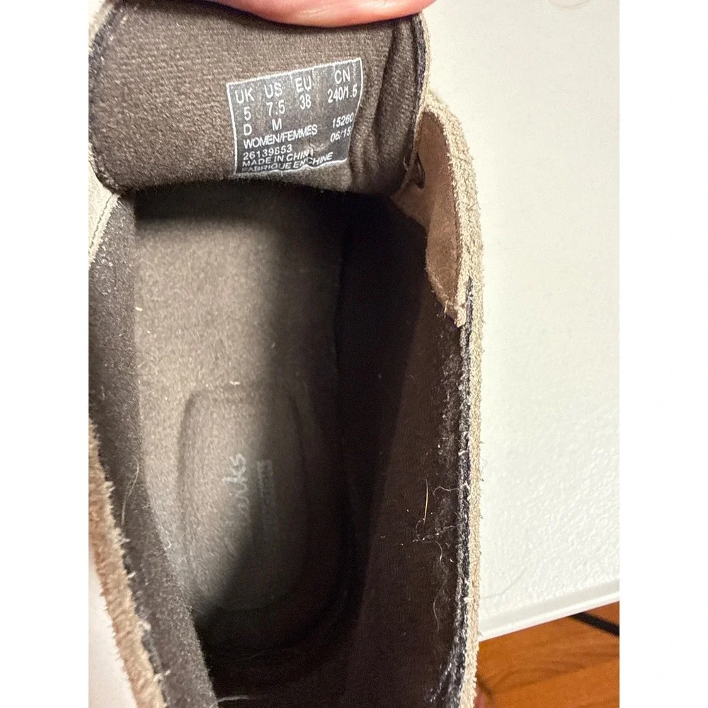 Clarks Bushacre 2 Taupe Suede Chukka Desert Boots Womens 7.5 26139553